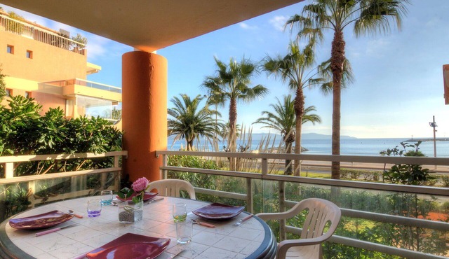 Lovely apartment for 4 people with WIFI, TV, terrace and pets allowed