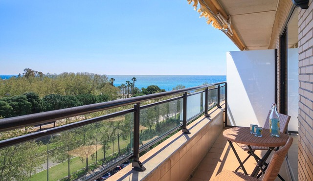 Lovely Apartment 50m Beach · Pool · AirCon · UHC CAMBRILS PARADIS