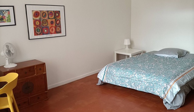 Lovely apartment at the Familistère de Guise. 2 bedrooms, living room with kitchen