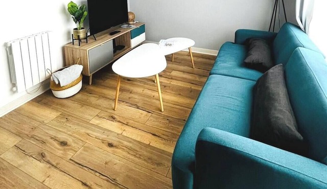 Lovely apartment close to shops and train station