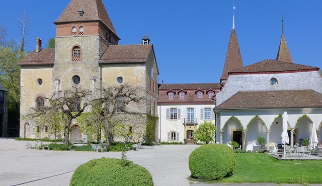 Lovely apartment for 5 guests with WIFI, TV, patio, pets allowed, panoramic view and parking