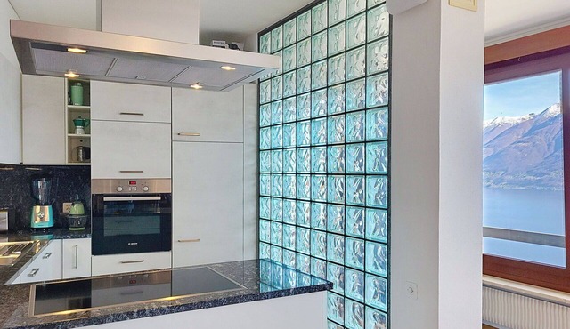 Lovely apartment for 4 guests with WIFI, TV, balcony, pets allowed and panoramic view