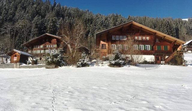 Lovely apartment for 7 people with WIFI, TV and balcony