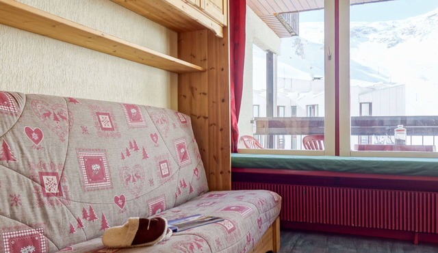 Lovely apartment for 4 people with WIFI, TV and balcony