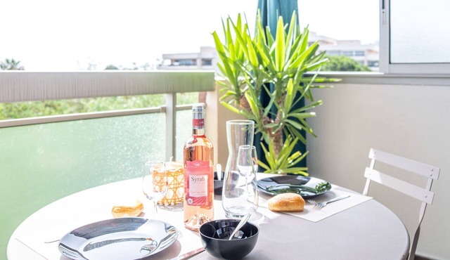 Lovely apartment for 2 people with WIFI, TV, terrace and pets allowed