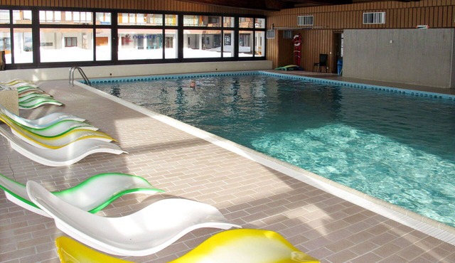 Lovely apartment for 3 guests with WIFI, pool, TV and pets allowed