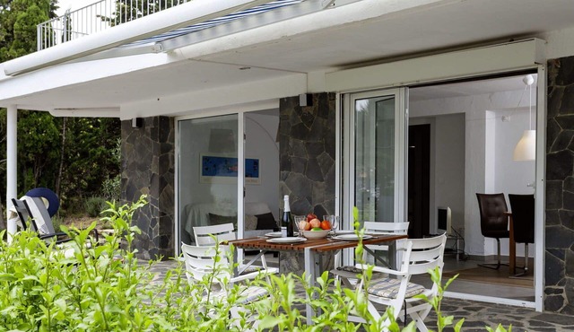 Lovely apartment for 3 people with A/C, WIFI, TV and terrace