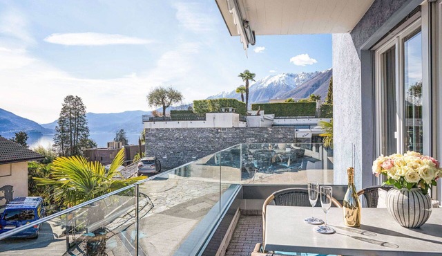 Lovely apartment for 4 people with WIFI, TV, balcony and pets allowed