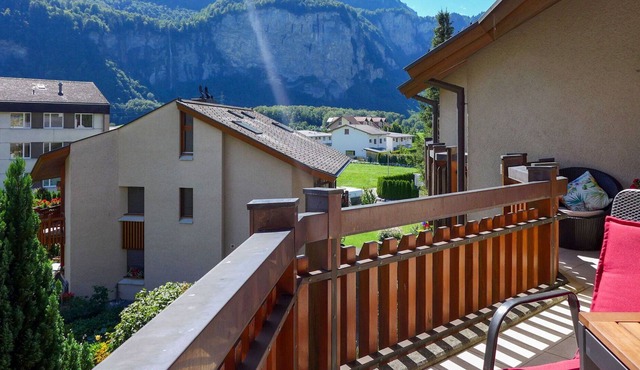 Lovely apartment for 4 people with WIFI, TV, balcony, pets allowed, panoramic view and parking