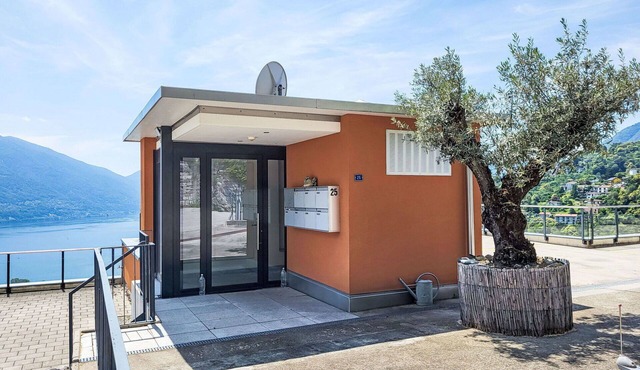 Lovely apartment for 4 people with WIFI, TV, patio, pets allowed and panoramic view