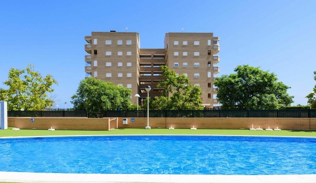 Lovely apartment for 4 guests with pool, A/C, TV, terrace, pets allowed and parking