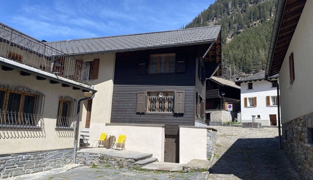 Lovely apartment for 4 people with WIFI, TV and patio