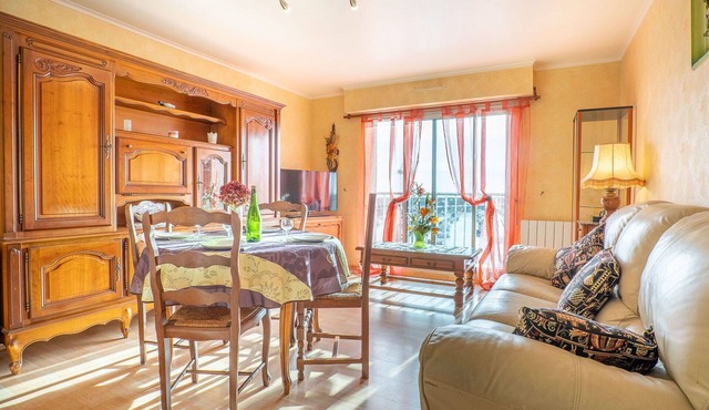 Lovely apartment for 4 people with WIFI and TV