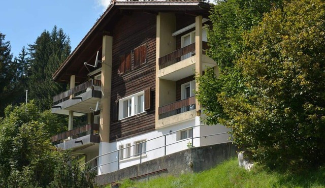 Lovely apartment for 6 people with WIFI, TV and balcony