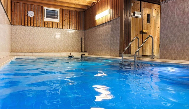 Lovely apartment for 7 people with pool, WIFI, TV, balcony and panoramic view