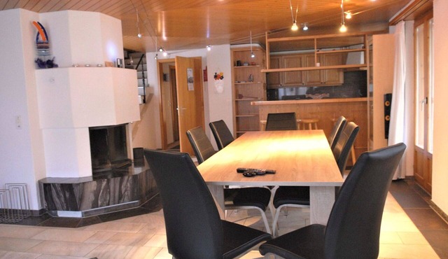 Lovely apartment for 8 guests with WIFI, balcony and pets allowed