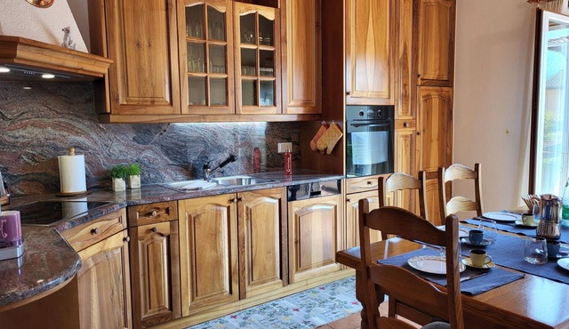 Lovely apartment for 5 people with A/C, WIFI, TV, balcony, panoramic view and parking