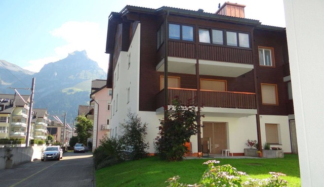 Lovely apartment for 6 guests with WIFI, TV and balcony