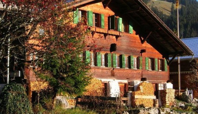 Lovely apartment for 5 people with WIFI, balcony and parking