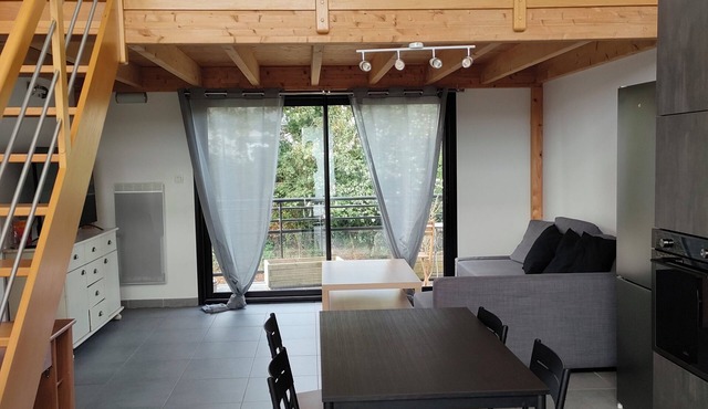 Lovely apartment for 4 to 6 people, 200 m from the beach and shops,