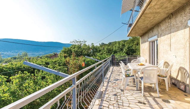 Lovely apartment in Bribir with WiFi