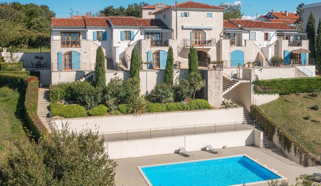 Lovely apartment in Buje