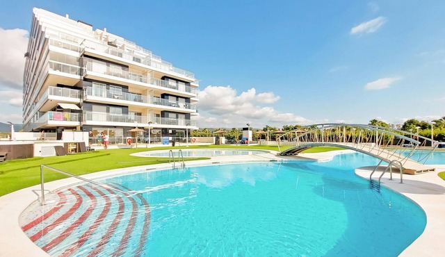 Lovely apartment in Cabanes with house sea view