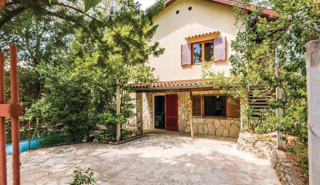 Lovely apartment in Krusevo with WiFi