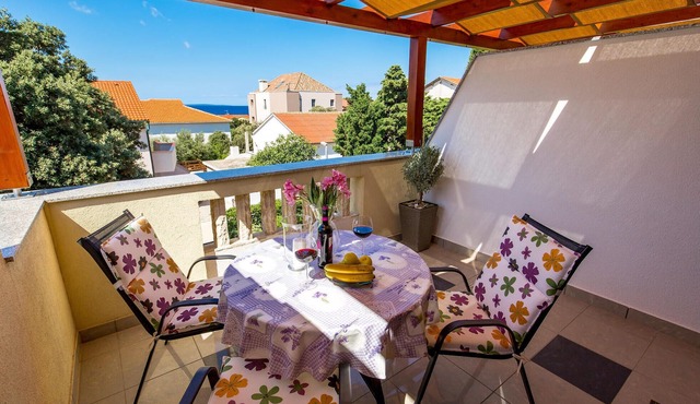 Lovely apartment in Mandre with WiFi