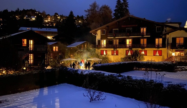 Lovely apartment in villa for 15 guests with WIFI, hot tub and terrace