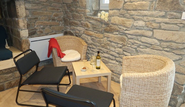 Lovely apartment in villa for 4 guests with WIFI