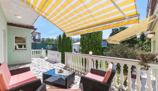 Lovely apartment in Valtura with WiFi
