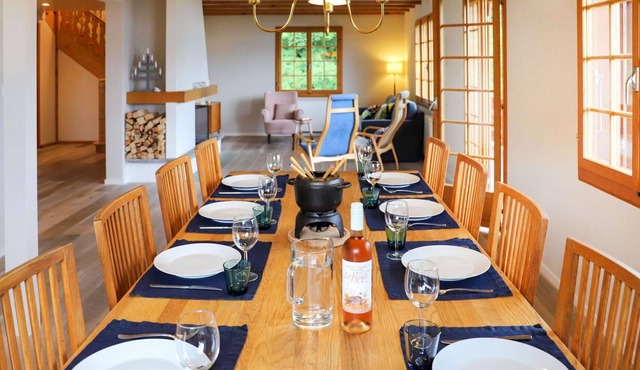 Lovely apartment in villa for 12 guests with WIFI, TV, terrace and parking