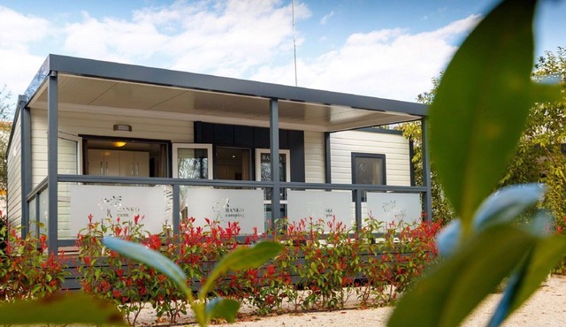 Lovely apartment in villa for 6 guests with WIFI, A/C, pool, TV and terrace
