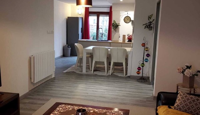 Lovely apartment - terrace and private garden.