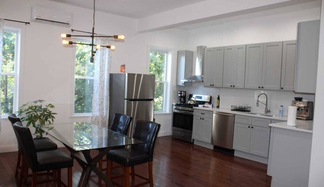 lovely apartment with 2 bedrooms with all service in Brooklyn.