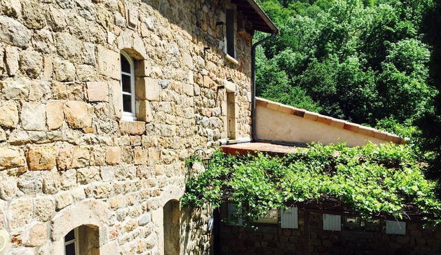 Lovely Ardéchoise house, swimming pool, river