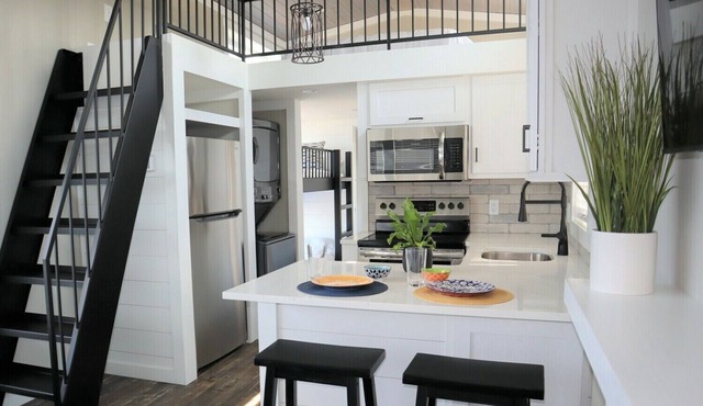 Lovely Bayfront Cottage #28, Beautiful Waterfront Views