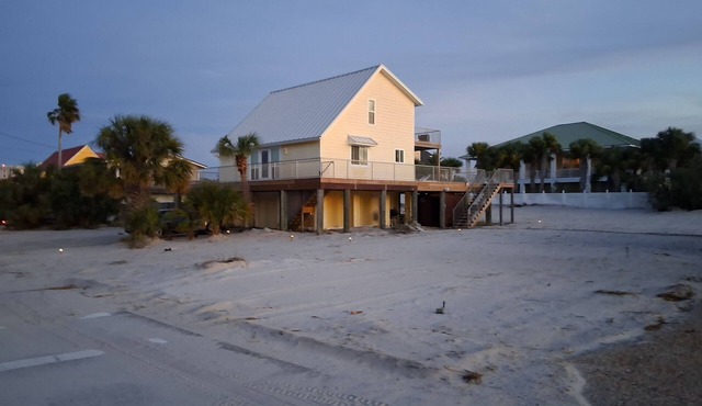 Lovely Beach Getaway ~ Steps To The Beach ~ The Perfect Family Escape!