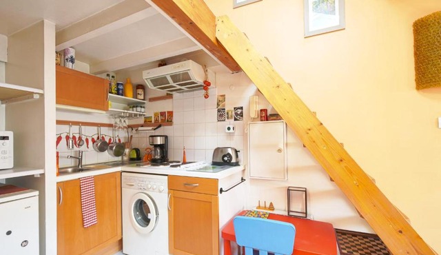 Lovely bright studio in the Centre PRESQU'ILE