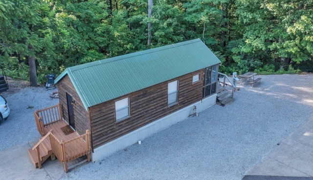Lovely Cabin in Bloomington