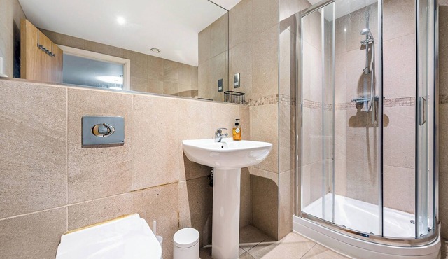 Lovely Central Flat | Altrincham | Pass the Keys