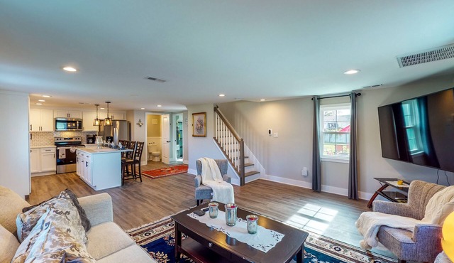 Lovely colonial-style home with pool access, firepit & large yard - dog-friendly