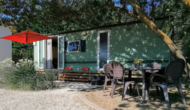 lovely comfortable mobile home, ideally located and family friendly holiday ho