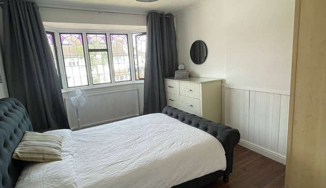 Lovely cosy residential house, in leafy Lee, London, SE12.