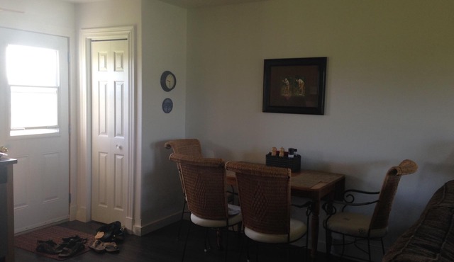 Lovely Cottage...A Stone's Throw From Stunning Thunder Cove Beach