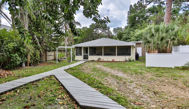 Lovely cottage close to beach