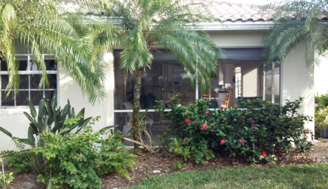 Lovely cottage in a golf gated community