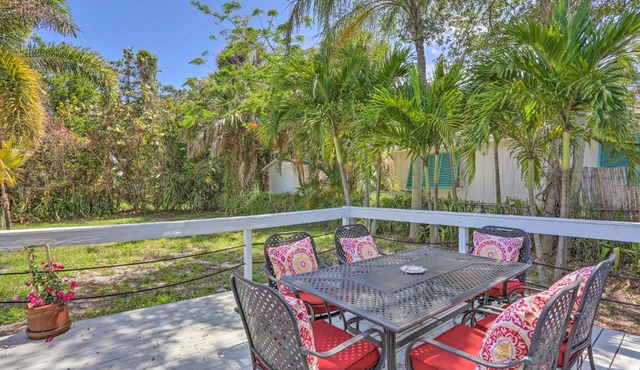 Lovely Cottage Near Downtown Stuart and Beaches