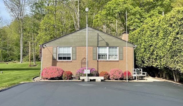 Lovely Cottage Next To Knoebels Amusement Park, Outdoor Pavilion, WiFi, Fire Pit